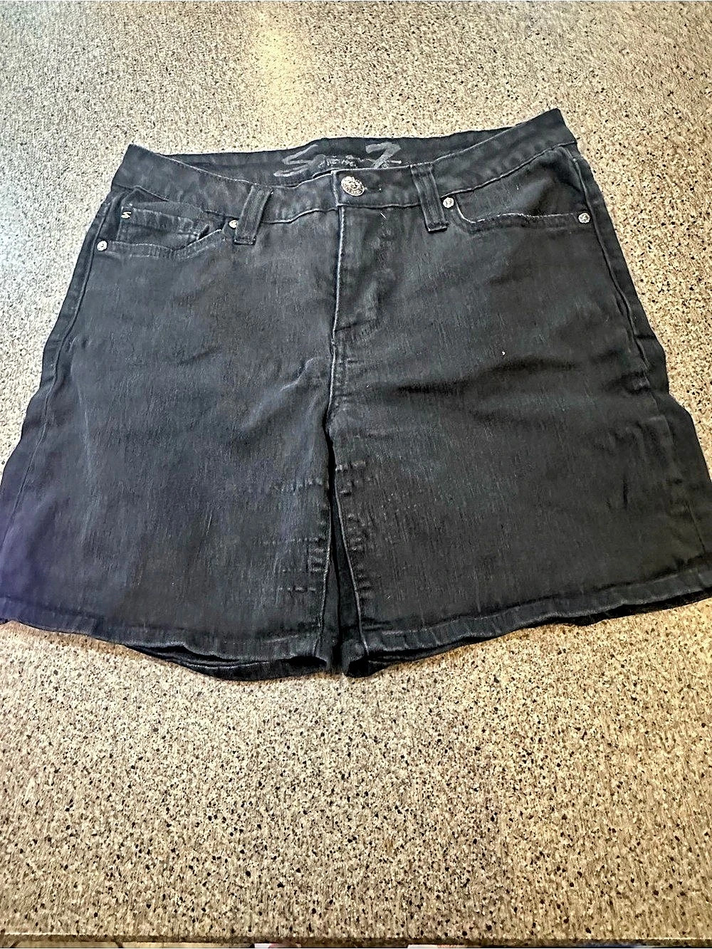 Seven7 brand Black Denim Jean Shorts Size 8